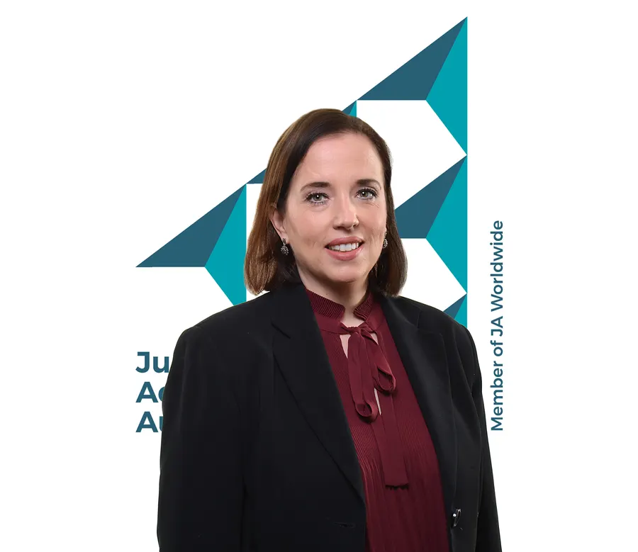 Porträt Mag. Andrea Servus, MSc., MBA